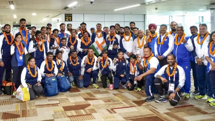 पैरालंपिक के पदक विजेताओं पर रुपयों की बरसात, खेल मंत्री ने की नकद पुरस्कार की घोषणा पैरालंपिक के पदक विजेताओं पर रुपयों की बरसात, खेल मंत्री ने की नकद पुरस्कार की घोषणा