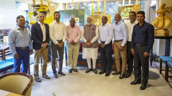 श्रीलंका दौरे के दौरान प्रधानमंत्री नरेंद्र मोदी ने श्रीलंकाई क्रिकेटरों से की मुलाकात, खेल को लेकर हुई चर्चा