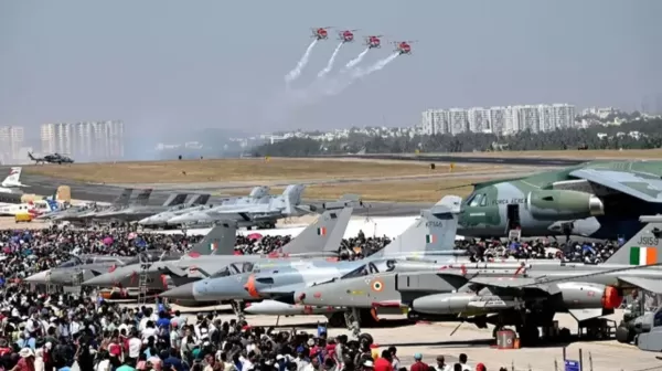   क्या कर्नाटक से हटकर आंध्र प्रदेश चला जाएगा HAL का प्रोडक्शन यूनिट? चंद्रबाबू नायडू और रक्षा मंत्री की हुई मीटिंग; जानें पूरा मामला