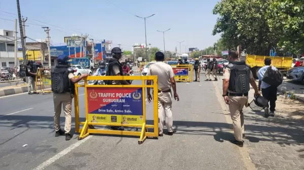  गुरुग्राम में धड़ाधड़ कट रहे चालान, 8 लाख से ज्यादा वाहनों पर हुई कार्रवाई से मचा हड़कंप